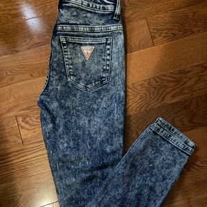 GUESS jeans